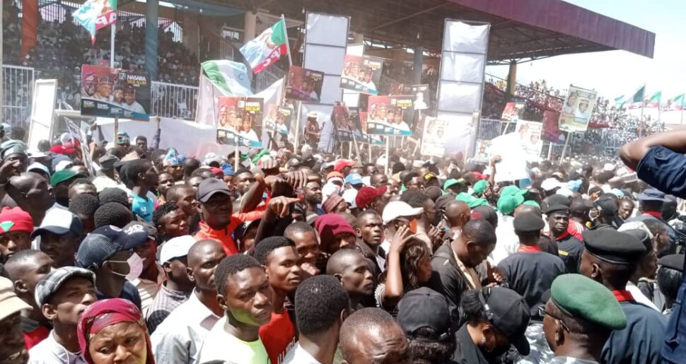 mammoth crowd at the APC rally in Jos