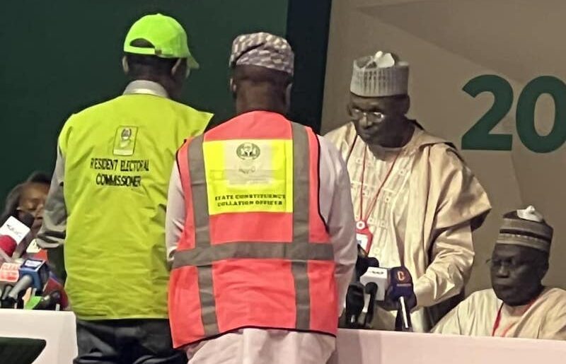 INEC chairman Mahmood Yakubu receives Ekiti state result